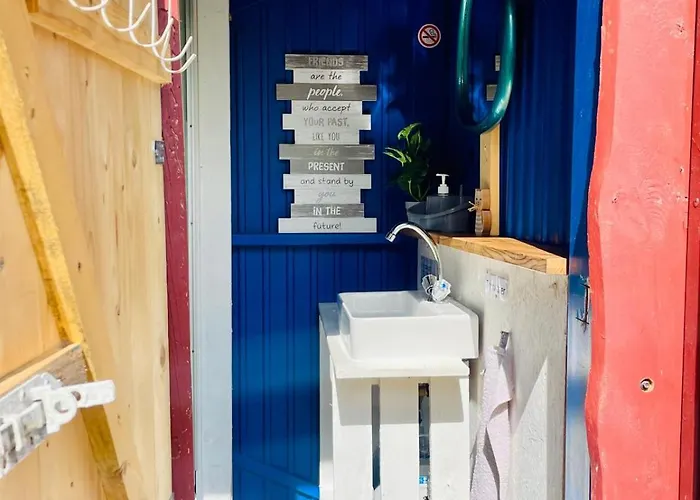 キャンプ場 Waldcamp Gruenzeit-Naturunterkuenfte, Upcycling Caravans & Glamping Naehe Spreewald Bei Cottbus コットブス